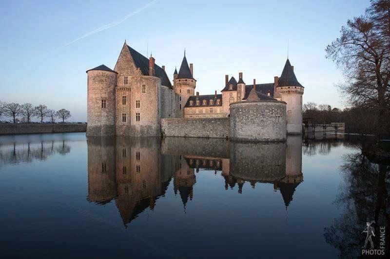 Logis Hotel Restaurant Du Labrador Saint-Benoit-sur-Loire Bagian luar foto
